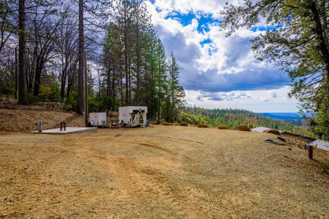 View/Area - 6880 Samiret Ln, Shingletown, CA 96088 photo 4 of 12