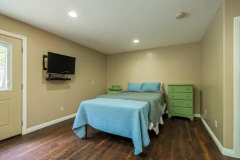 Bedroom - 6880 Samiret Ln, Shingletown, CA 96088 photo 5 of 7
