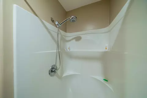 Bath - 6880 Samiret Ln, Shingletown, CA 96088 photo 7 of 7