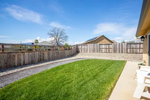3543 Americana Way, Redding, CA 96003 photo 20