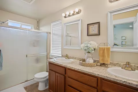 3543 Americana Way, Redding, CA 96003 photo 11