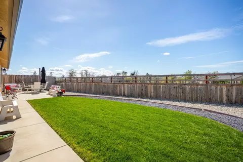 3543 Americana Way, Redding, CA 96003 photo 21