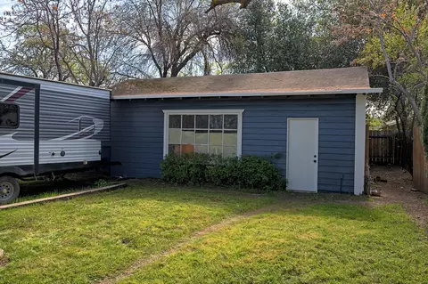 Exterior - 1005 South St, Redding, CA 96001 photo 4 of 8