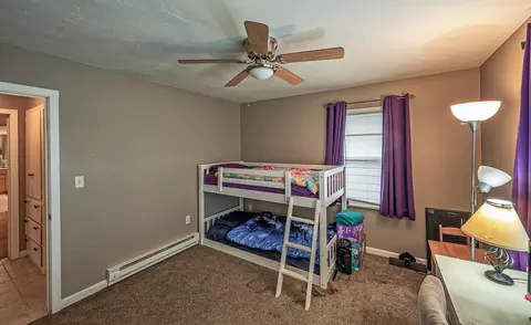 Bedroom - 1005 South St, Redding, CA 96001 photo 4 of 8