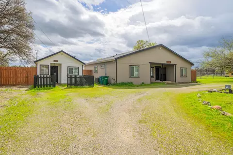 19819 Gas Point Rd, Cottonwood, CA 96022