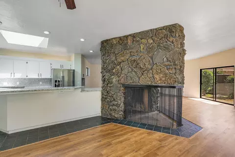 Living - 1585 Robinson Dr, Red Bluff, CA 96080 photo 5 of 5