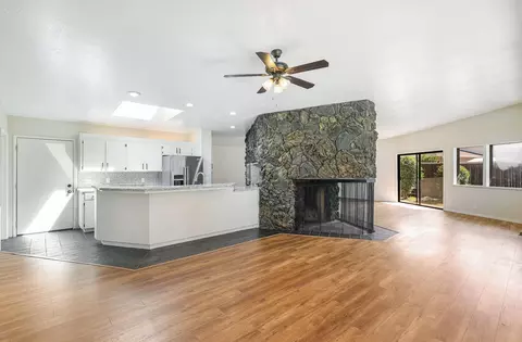 Living - 1585 Robinson Dr, Red Bluff, CA 96080 photo 1 of 5