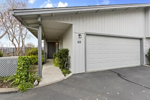 200 Ridgetop Dr #40, Redding, CA 96003