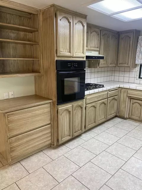 Kitchen - 1944 Wineberry Path, Redding, CA 96003 photo 1 of 6