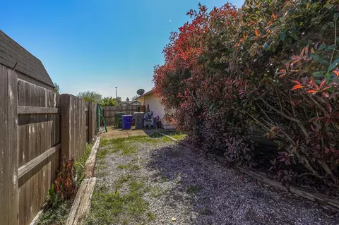 Exterior - 3158 Howard Dr, Redding, CA 96001 photo 19 of 30