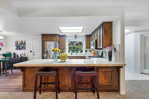 Kitchen - 3158 Howard Dr, Redding, CA 96001 photo 5 of 7