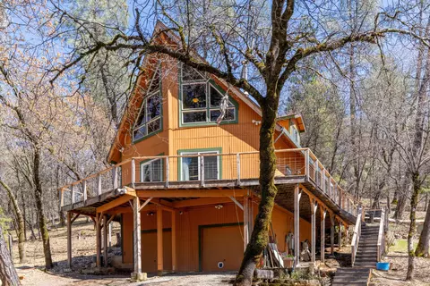 27596 Mc Candless Gulch Rd, Round Mountain, CA 96084