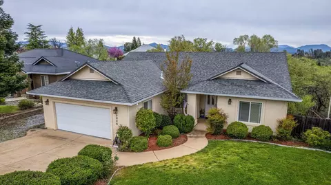 Exterior - 5846 Diamond Ridge Dr, Redding, CA 96003 photo 11 of 12
