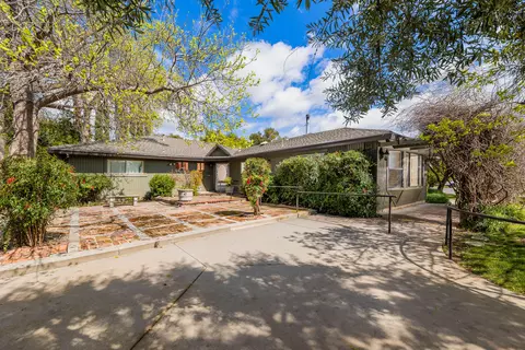 1525 Robinson Dr, Red Bluff, CA 96080