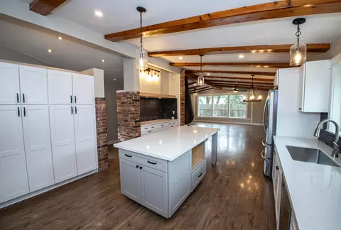 Kitchen - 1142 Walnut Ave, Redding, CA 96001 photo 8 of 9