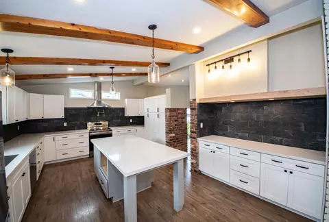 Kitchen - 1142 Walnut Ave, Redding, CA 96001 photo 2 of 9