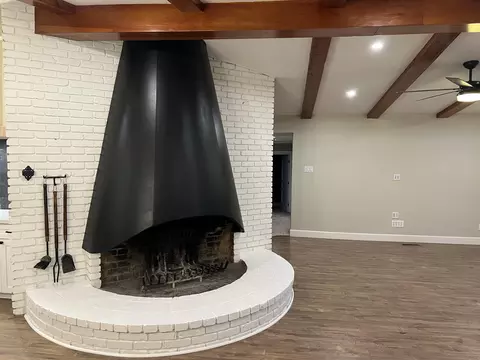 Living - 1142 Walnut Ave, Redding, CA 96001 photo 3 of 3