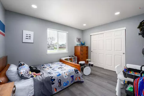 Bedroom - 620 Spyglass Dr, Red Bluff, CA 96080 photo 5 of 7