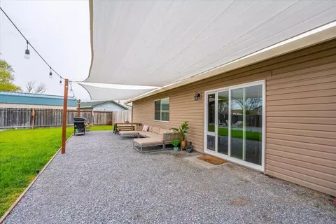 Exterior - 620 Spyglass Dr, Red Bluff, CA 96080 photo 3 of 10