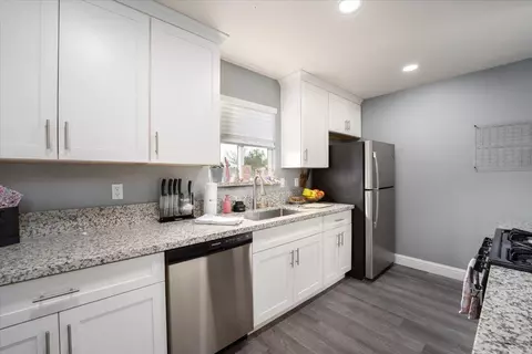 Kitchen - 620 Spyglass Dr, Red Bluff, CA 96080 photo 1 of 2