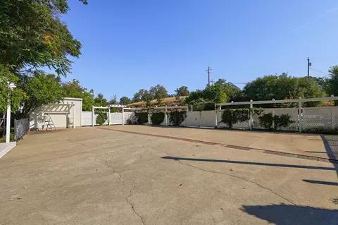 View/Area - 4422 Gover Rd, Anderson, CA 96007 photo 8 of 20
