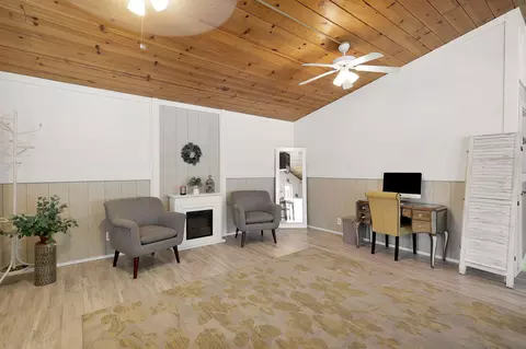 Living - 4422 Gover Rd, Anderson, CA 96007 photo 1 of 4