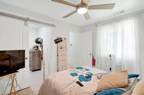 Bedroom - 4422 Gover Rd, Anderson, CA 96007 photo 3 of 3
