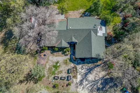Exterior - 3445 Billings Dr, Redding, CA 96002 photo 3 of 9