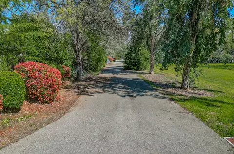 View/Area - 3445 Billings Dr, Redding, CA 96002 photo 3 of 24