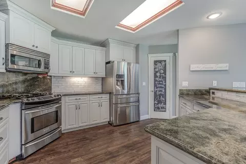 Kitchen - 3445 Billings Dr, Redding, CA 96002 photo 2 of 2