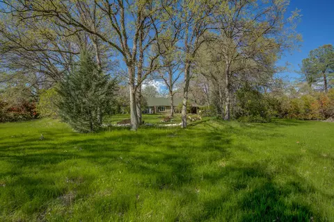 View/Area - 3445 Billings Dr, Redding, CA 96002 photo 10 of 24