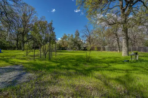 View/Area - 3445 Billings Dr, Redding, CA 96002 photo 6 of 24