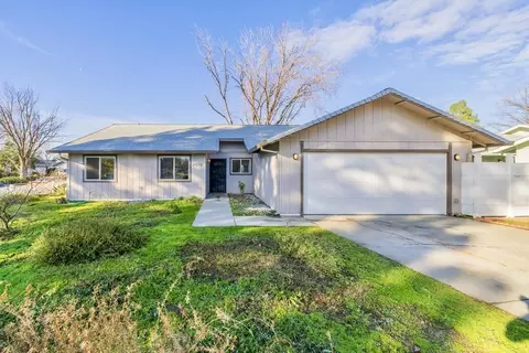 2070 Stonybrook Dr, Red Bluff, CA 96080