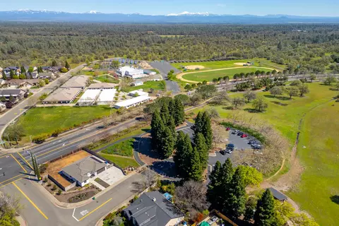 View/Area - 549 Chancellor Blvd, Redding, CA 96003 photo 2 of 3