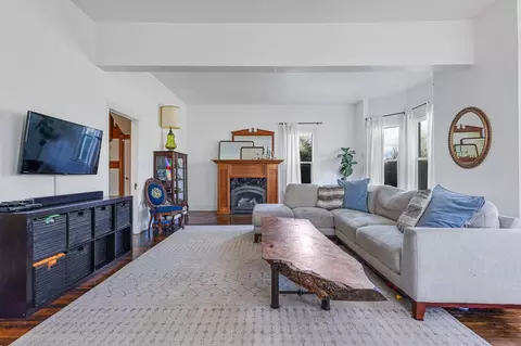 Living - 1235 Jefferson St, Red Bluff, CA 96080 photo 3 of 4