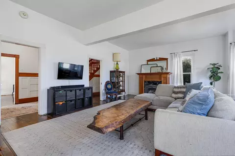 Living - 1235 Jefferson St, Red Bluff, CA 96080 photo 2 of 4