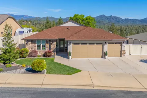 4403 Risstay Way, Shasta Lake, CA 96019