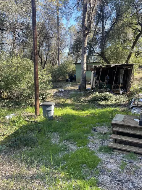Exterior - 12221 Macs Rd, Redding, CA 96003 photo 3 of 7