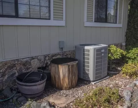 Exterior - 236 Bonnie Ln, Willits, CA 95490 photo 15 of 15