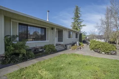 Exterior - 236 Bonnie Ln, Willits, CA 95490 photo 14 of 15