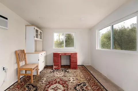 Living - 8409 Creekview Ln, Redding, CA 96001 photo 8 of 8
