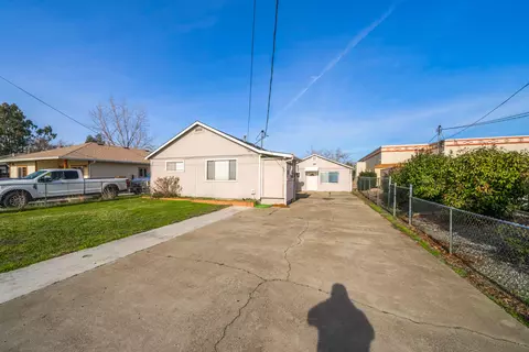 240 Kimball Rd, Red Bluff, CA 96080 photo 2