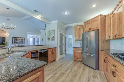 Kitchen - 270 Shadowrun Ct, Redding, CA 96003 photo 2 of 3