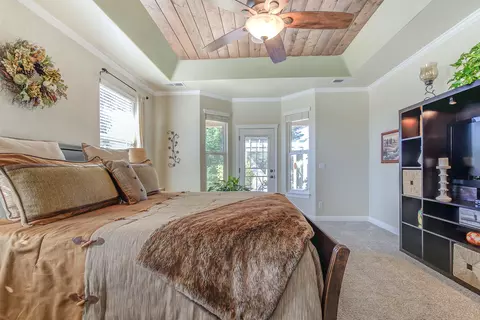 Bedroom - 270 Shadowrun Ct, Redding, CA 96003 photo 3 of 7