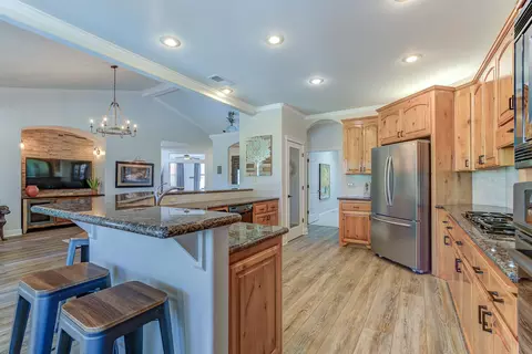 Kitchen - 270 Shadowrun Ct, Redding, CA 96003 photo 1 of 3