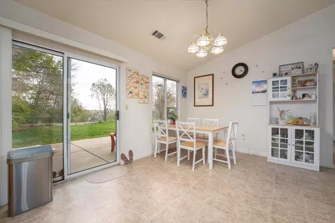 Dining - 1382 Grouse Dr, Redding, CA 96003 photo 1 of 2