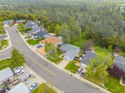 View/Area - 1382 Grouse Dr, Redding, CA 96003 photo 1 of 8