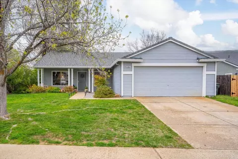 1382 Grouse Dr, Redding, CA 96003