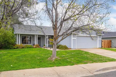 Exterior - 1382 Grouse Dr, Redding, CA 96003 photo 5 of 13
