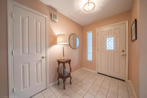 Entry Way - 2222 Wicklow St, Redding, CA 96001 photo 1 of 1